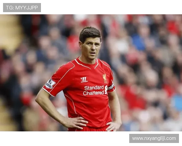 世界足球第一球星是谁 他在历史中的地位如何影响足坛格局